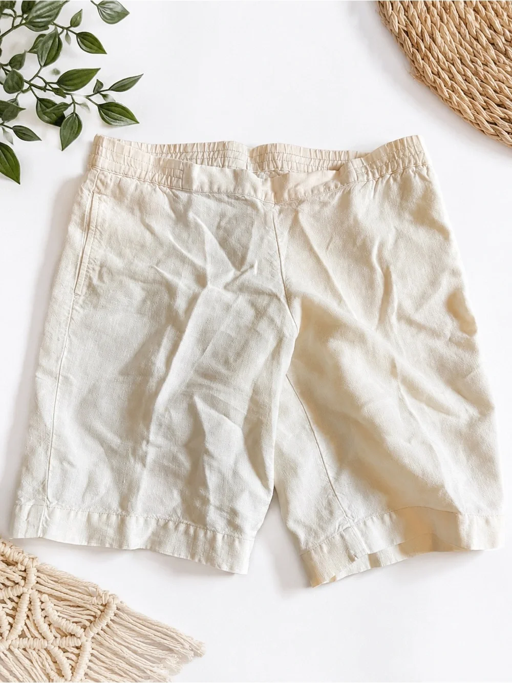 J. Jill Women’s XS Petite Ivory Linen Blend Pull-On Shorts Elastic Waist Casual